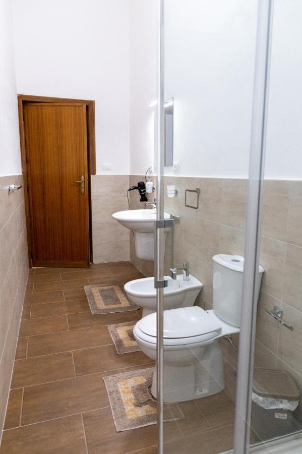 Vila Casa Da Mario Avola Exteriér fotografie
